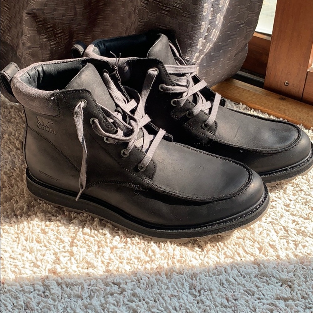 Sorel Men’s Madson Moctoe Boot - black leather